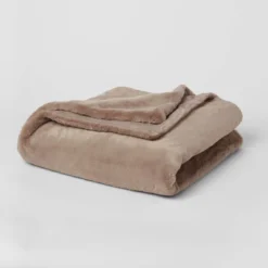 60"x80" Lush Faux Fur Bed Throw - Threshold™ -Threshold Living Deals GUEST cbb5e81f 3c56 4c24 9009 ed4b66162aa8