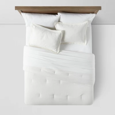 Family-Friendly Comforter & Sham Set Chambray - Threshold™ 2 Family-Friendly Comforter & Sham Set Chambray - Threshold™ - Image 2